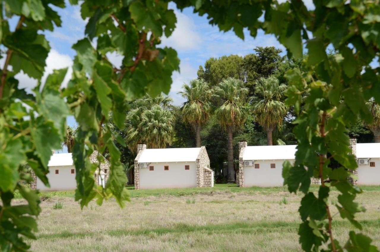 Kalahari Farmhouse Campsite Stampriet Eksteriør billede